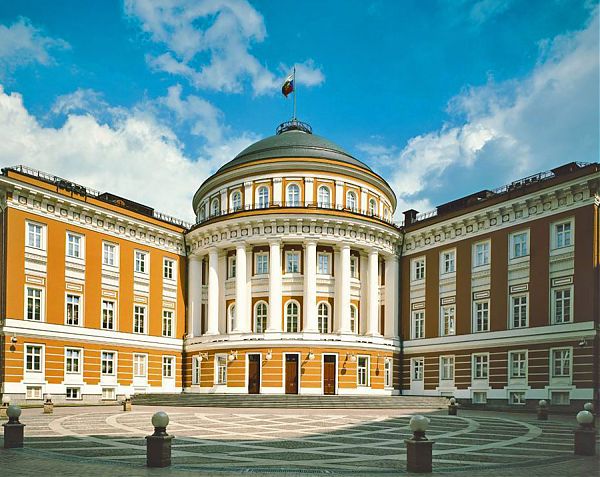 Здание Сената. Кремль. Москва. Арх. М.Казаков. 1776 – 1787гг. 