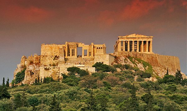 Образец античной архитектуры – постройки Акрополя. 