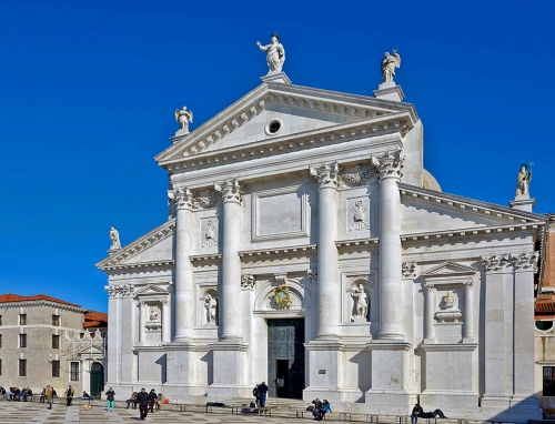 На фото - базилика святого Георгия в Венеции.