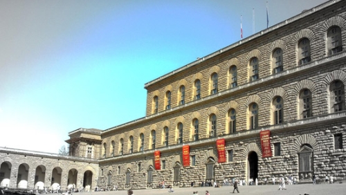 Палаццо Питти во Флоренции создано в строгом стиле Ренессанс