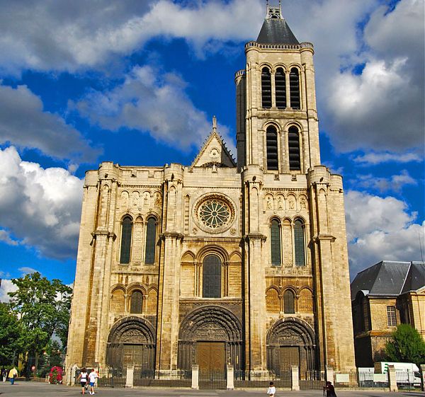 Аббатство Сен-Дени ( Abbaye de Saint-Denis). 1137—1144 гг.