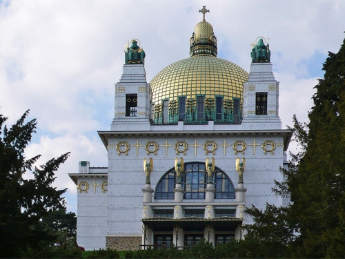 Церковь Святого Леопольда (Kirche am Steinhof) декорирована линейным орнаментом. Архитектор О. Вагнер. 1905-1907 гг. Вена