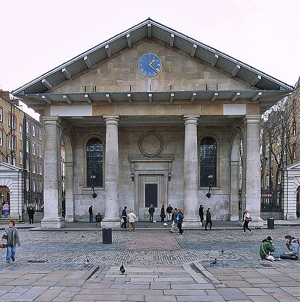 Приходская церковь Св. Павла (St Pauls Cathedral) на площади Ковент Гарден (Covent Garden). Архитектор И. Джонс. 1633г. восстановлена после пожара в 1795 г.