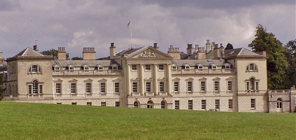 Здание в стиле классицизм Уобёрн-Эбби (Woburn Abbey) Архитектор Генри Флиткрофт (Flitcroft. 1697 – 1769 гг.) 1746 г.
