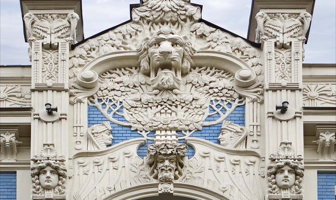 Фасадный декор в стиля арт нуво