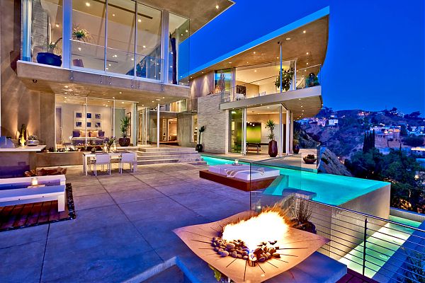 Дом Blue Jay Way. Лос-Аджелес. 2008 г. компания Corr Contemporary Homes и дизайн-студии Mc Clean Design.