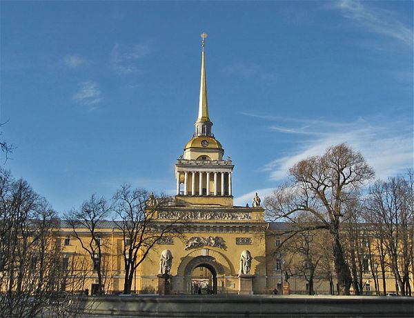 Здание Главного Адмиралтейства, Петербург (1806-1823). Архитектор А. Захаров.
