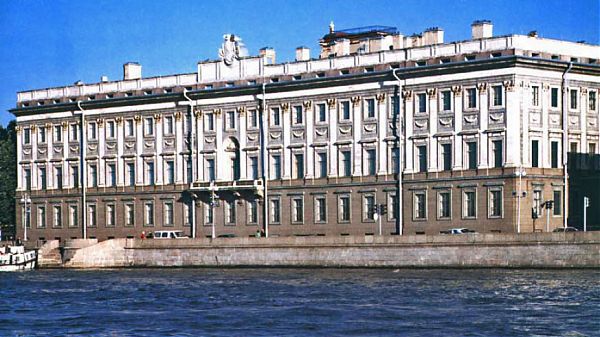 Мраморный дворец. Дворцовая набережная, 6. арх. А. Ринальди. 1710-1794 гг.