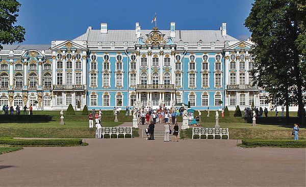 Большой Екатерининский дворец в Царском Селе (1752—1756гг.) Арх. Растрелли.