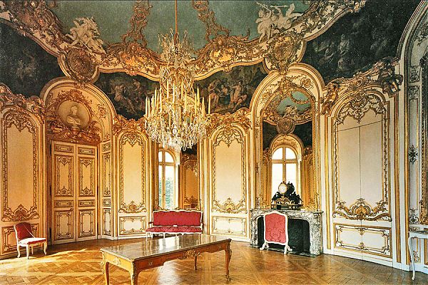 "Салон Принцессы" или «Овальный салон» отеля Де Субиз (Hôtel de Soubise). Декоратор Жермен Боффран (Germain Boffrand. 1667 - 1754гг.) 1705-1709 гг. 