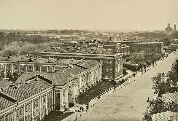 Лефортовский дворец. Арх. Д. Аксамитов. Строительство закончено в 1698 г.