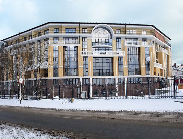 Общий вид ЖК "Адмирал" с декором