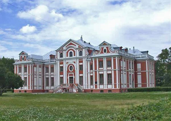 Кикины палаты 1714 – 1720 гг. Архитектор неизвестен, предположительно это работа Шлютера.