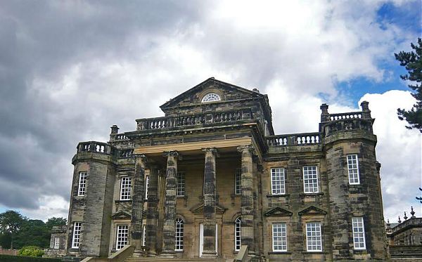 Ситон Делавал (Seaton Delaval Hall). Нортумберленд (Northumberland). Англия. Архитектор сэр Джона Ванбру (1718-1729 гг.)