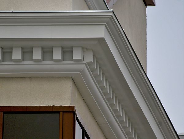 Карнизы фасада "ДВОРЦА БРАКОСОЧЕНИЯ"