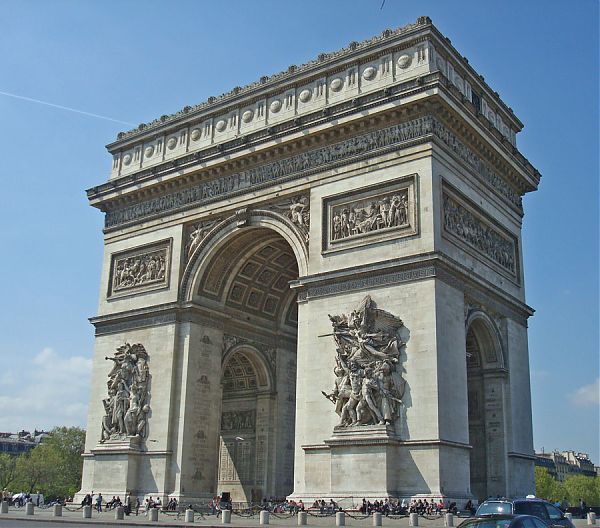 Триумфальная арка на площади Звезды в Париже. 1806-1836 гг. арх. Шальгрен и Густ.
