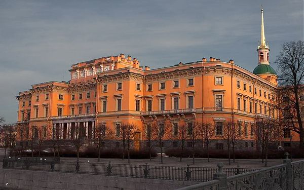 Инженерный замок. Проект В.И. Баженова. Архитектор В. Бренн. 1800 г.