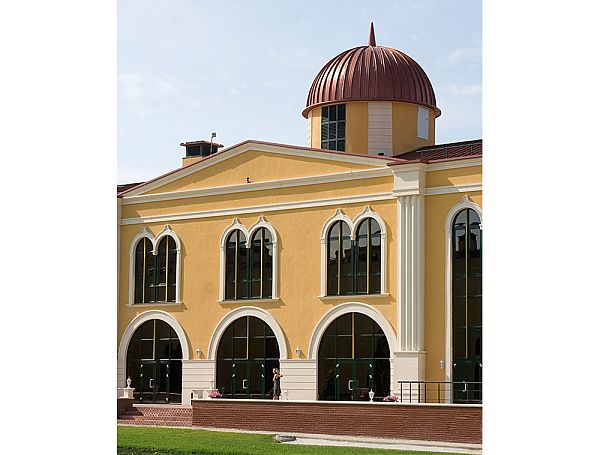 Фрагмент фасада