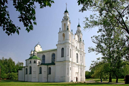 Софийский собор в Полоцке. Восстановил собор 1738-1750 гг. виленский архитектор Ян Криштоф Глаубиц. Вид архитектурного стиля - барокко.