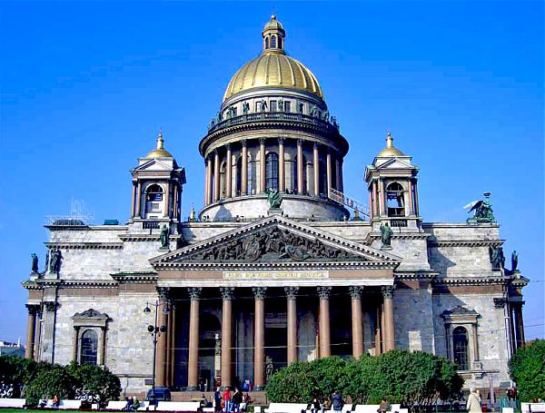 Колонны из гранита Исаакиевского собора. Санкт-Петербург.